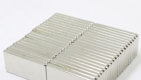 方形強力磁鐵價格與方形鐵氧體磁鐵價格的區別「聚盛」